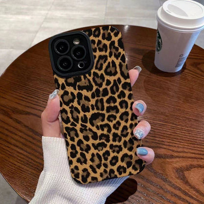 The Brown Leopard Case - iPhone